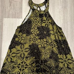 Hawaii’s Finest Top